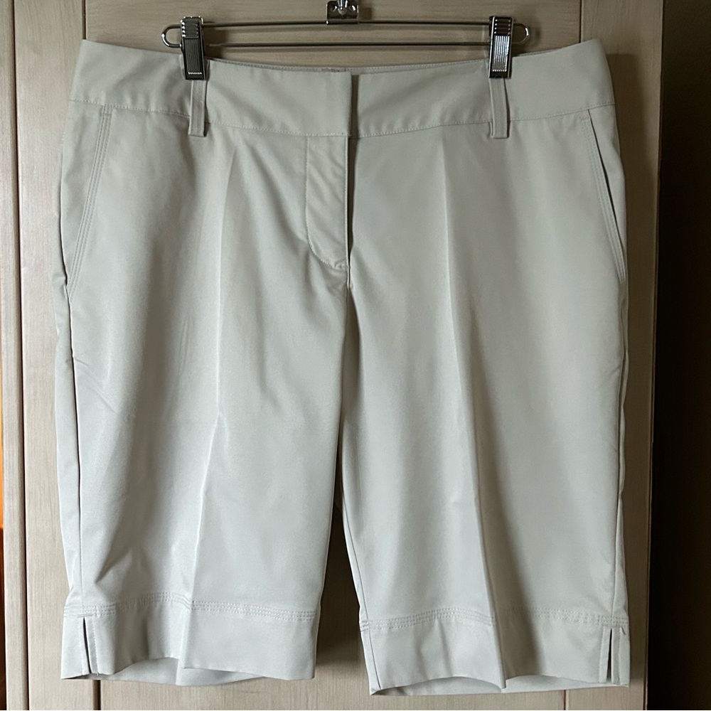 Adidas Women’s ClimaLite Shorts Stone Color Size 12